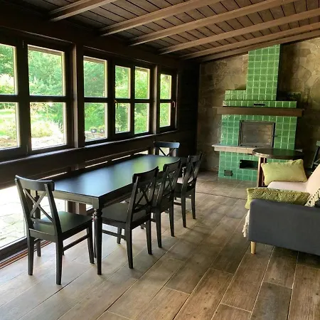 Semesterbostad модрина