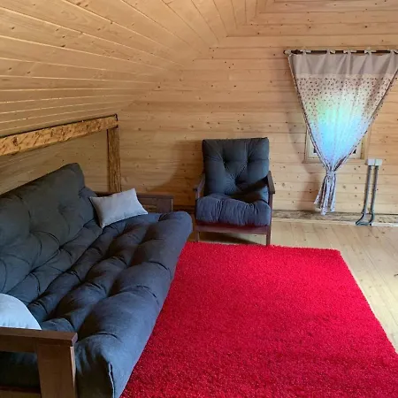 модрина Semesterbostad