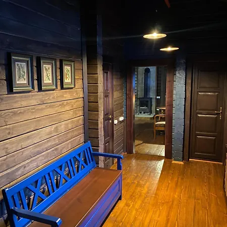 Semesterbostad модрина *